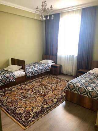 Отель Satti Zharkent Двухместный номер Делюкс с 2 отдельными кроватями-8